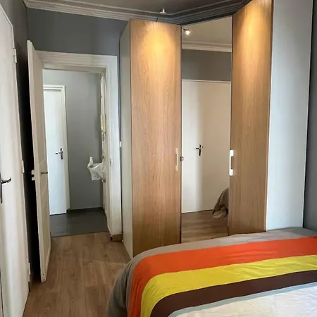 For 4 People With Wifi In